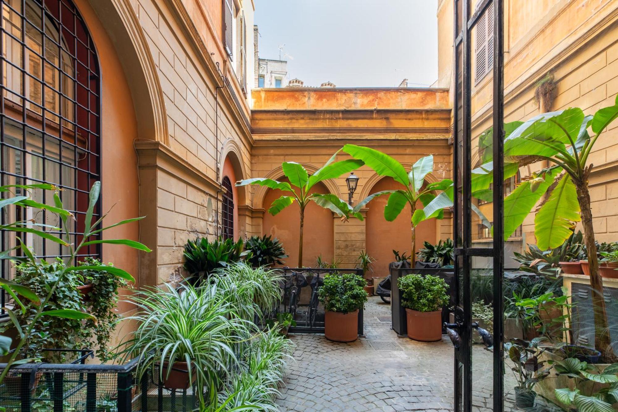 Apartment Iflat Campo De' Fiori Brand New & Bright Rom